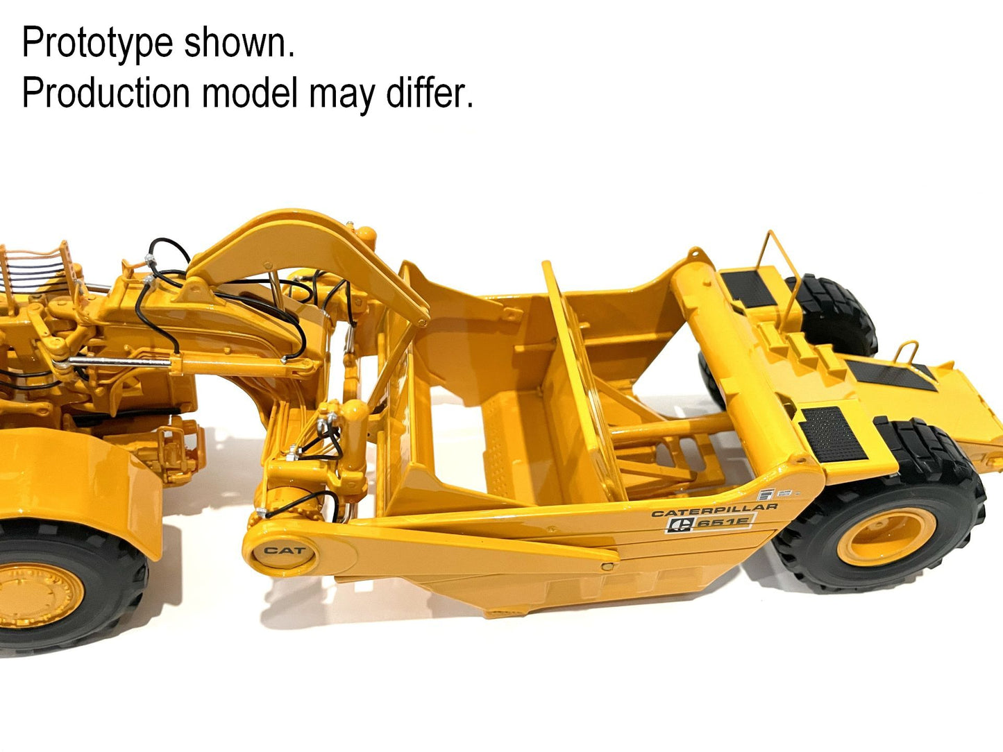 CCM CAT 651E Scraper