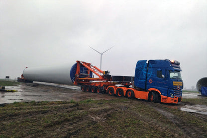 WSI Navigator Transport; MERCEDES-BENZ ACTROS MP5 GIGA SPACE 8X4 WIND MILL TRAILER WITH 4 AXLE DOLLY - 7 AXLE